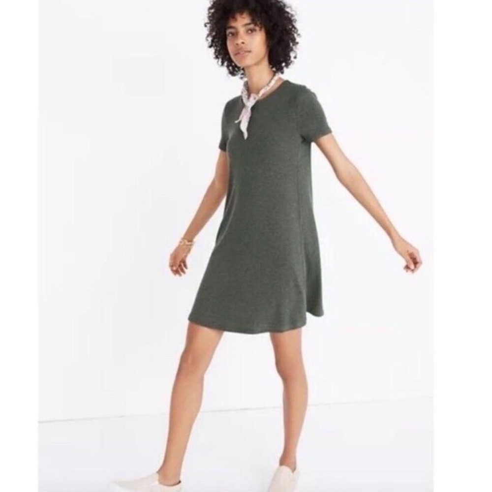Madewell Swingy Tee Dress in Underwood size Small